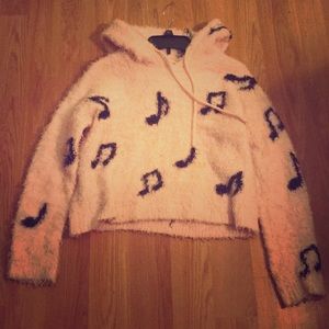 Fuzzy cropped Sweater